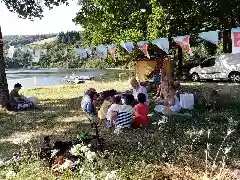 Camping La Romiguiere : 2019 07 15 Partir en Livre au bord du lac